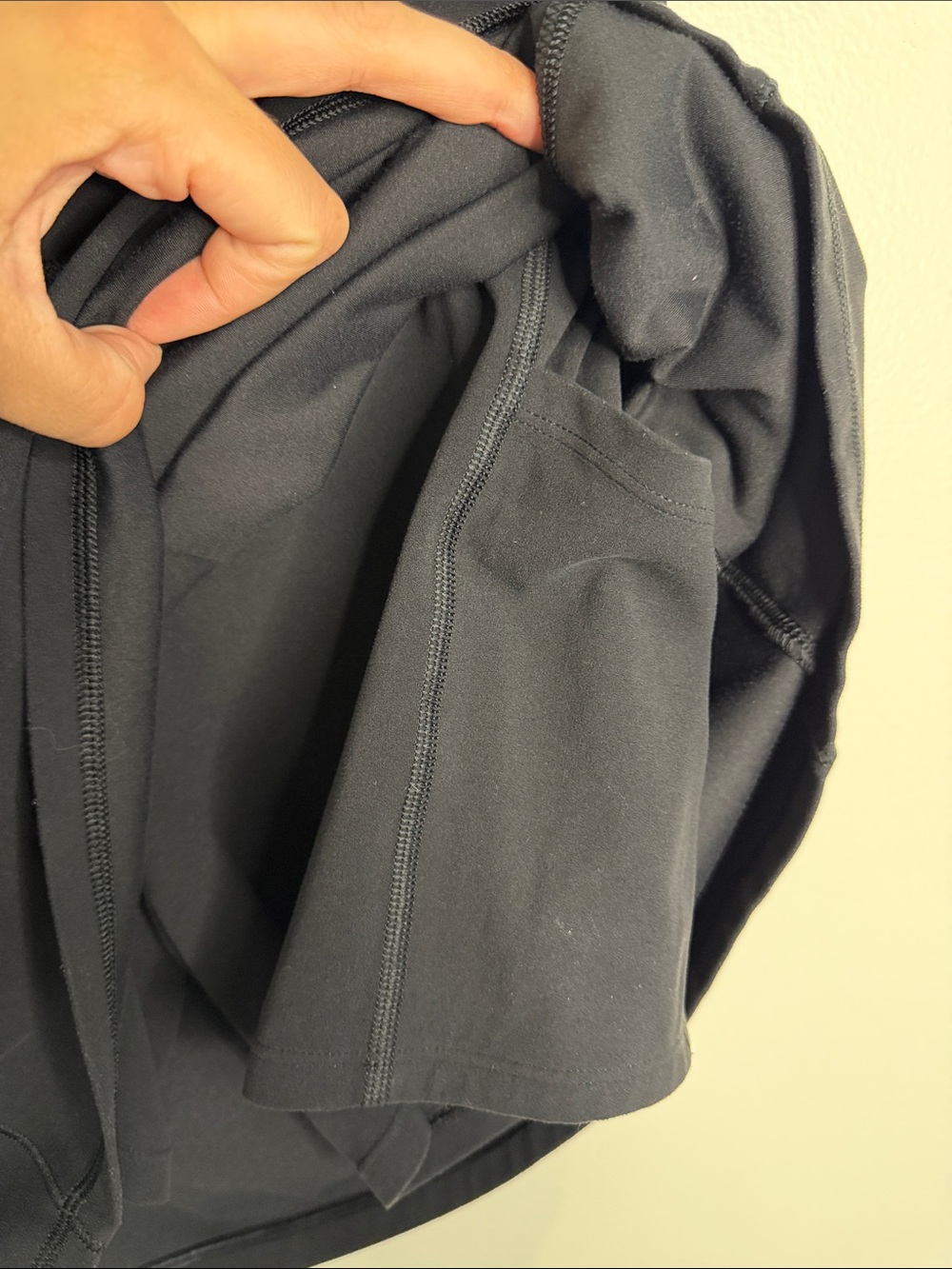 Athleta Salutation Stash Pocket 16.5" Skort Pockets Black Activewear Small - Picture 7 of 8